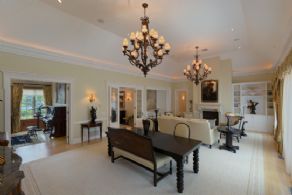 Great Room - Country homes for sale and luxury real estate including horse farms and property in the Caledon and King City areas near Toronto