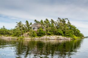 Lumsden Island, The Archipelago Georgian Bay - Country homes for sale and luxury real estate including horse farms and property in the Caledon and King City areas near Toronto