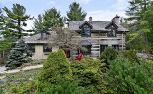 King Character Home - Country Homes for sale and Luxury Real Estate in Caledon and King City including Horse Farms and Property for sale near Toronto