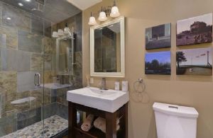 Bathroom - Country homes for sale and luxury real estate including horse farms and property in the Caledon and King City areas near Toronto
