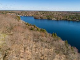 Carling Cove Estates $135,000 - $750,000, Carling Bay, Carling, Ontario - Country homes for sale and luxury real estate including horse farms and property in the Caledon and King City areas near Toronto