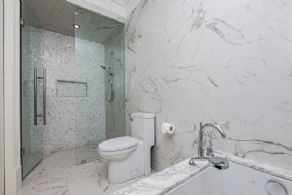Semi En Suite Bathroom - Country homes for sale and luxury real estate including horse farms and property in the Caledon and King City areas near Toronto