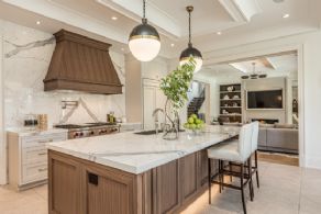 Kitchen opens in to Family Room - Country homes for sale and luxury real estate including horse farms and property in the Caledon and King City areas near Toronto