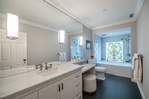 renovated bathroom with heated floors - Country homes for sale and luxury real estate including horse farms and property in the Caledon and King City areas near Toronto