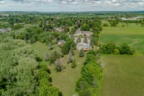 168 Moore Park Drive, Ontario, Canada - Country homes for sale and luxury real estate including horse farms and property in the Caledon and King City areas near Toronto