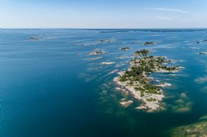 Island 367, Key Harbour, Parry Sound, Ontario - Country homes for sale and luxury real estate including horse farms and property in the Caledon and King City areas near Toronto