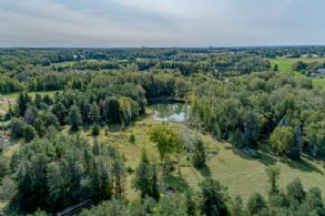 10 Acres, Queensville, Ontario - Country homes for sale and luxury real estate including horse farms and property in the Caledon and King City areas near Toronto