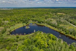 2686 Brennan Line, Orillia, Ontario - Country homes for sale and luxury real estate including horse farms and property in the Caledon and King City areas near Toronto