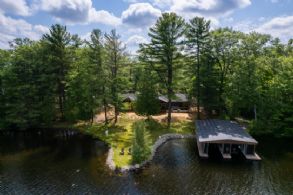 Private Lake House on Lake Muskoka - Country Homes for sale and Luxury Real Estate in Caledon and King City including Horse Farms and Property for sale near Toronto